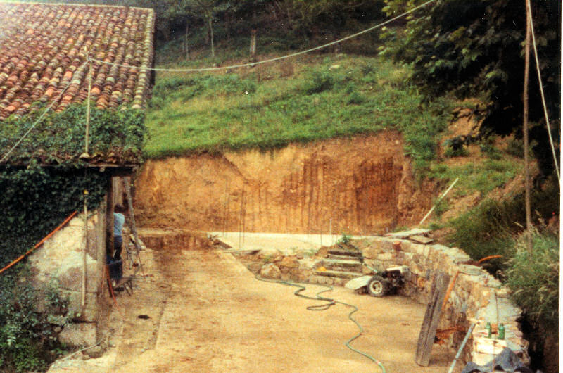 dégagement fondations d'Uxondoa